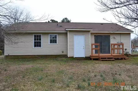 201 Bournemouth Ln, Garner, NC 27529 photo 2