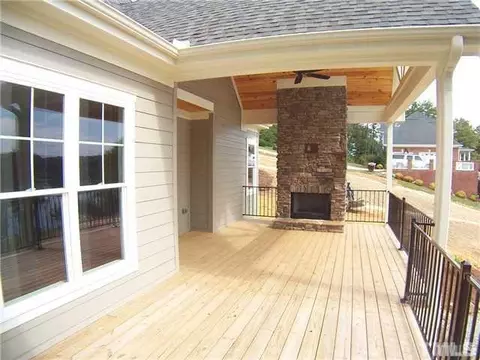 91 Pinecrest Dr, Semora, NC 27343 photo 5