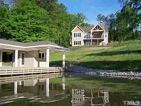 91 Pinecrest Dr, Semora, NC 27343 photo 4