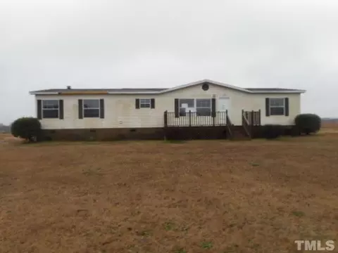 110 Westside Dr, Benson, NC 27504 photo 1