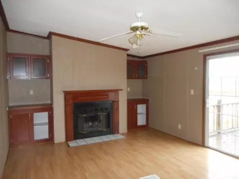 110 Westside Dr, Benson, NC 27504 photo 4