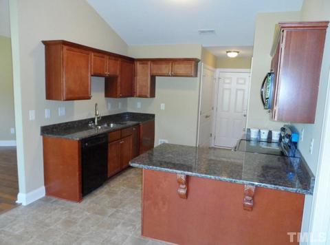 103 Aberdeen St, Stem, NC 27581 photo 5