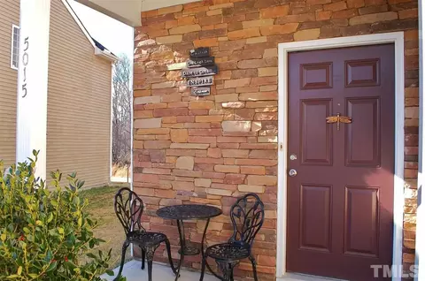 5015 Miller Dr, Durham, NC 27704 photo 2