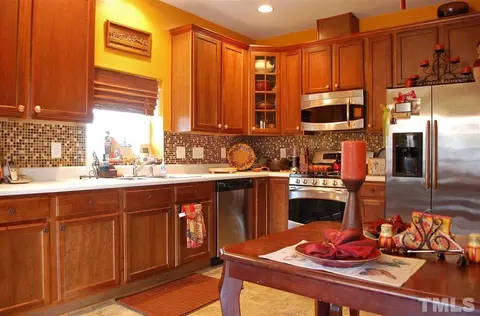 5015 Miller Dr, Durham, NC 27704 photo 7