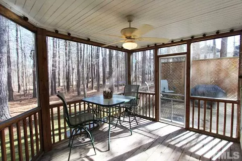 105 Maple Crest Ct, Apex, NC 27502 photo 11