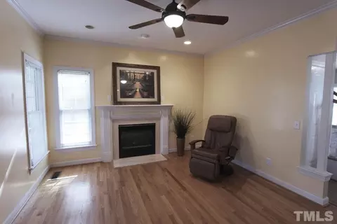 105 Maple Crest Ct, Apex, NC 27502 photo 10