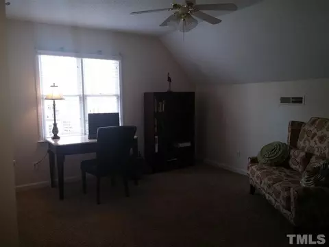 2 Fircrest Ct, Durham, NC 27703 photo 5