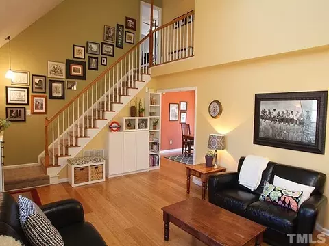 2 Bridgeport Dr, Durham, NC 27713 photo 3