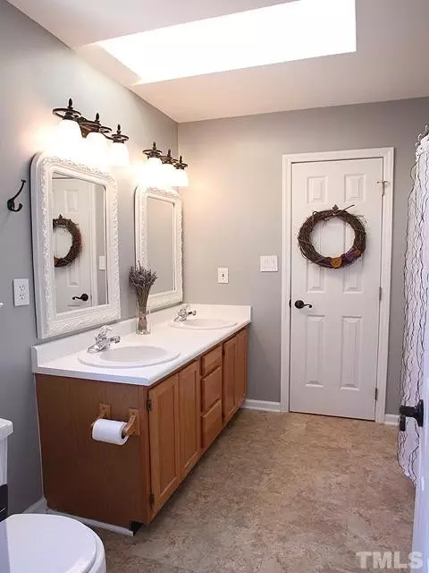 2 Bridgeport Dr, Durham, NC 27713 photo 11