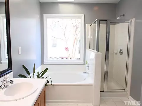 2 Bridgeport Dr, Durham, NC 27713 photo 8