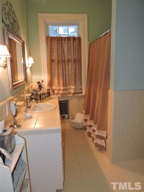237 N Main St, Roxboro, NC 27573 photo 14