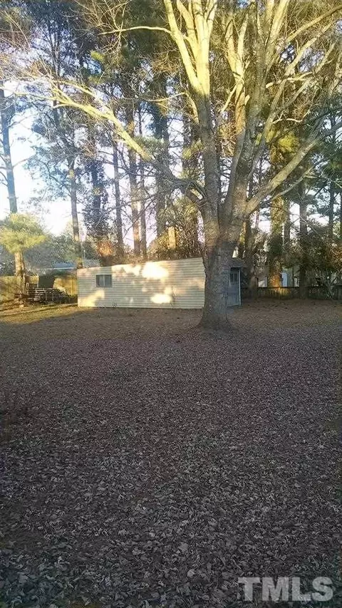107 Basin St, Dunn, NC 28334 photo 4