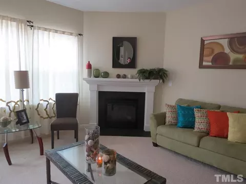 243 Kylemore Cir, Cary, NC 27513 photo 5