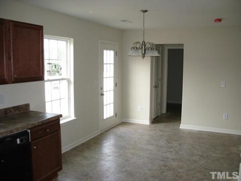 1735 Great Bend Dr, Durham, NC 27704 photo 5