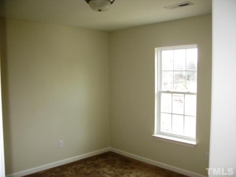 1735 Great Bend Dr, Durham, NC 27704 photo 7