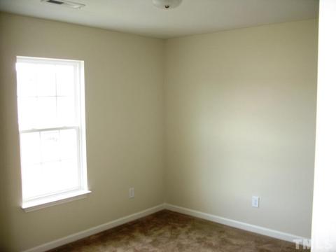 1735 Great Bend Dr, Durham, NC 27704 photo 6