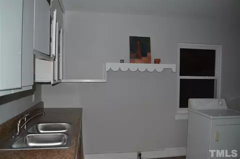 2610 Acadia St, Durham, NC 27704 photo 6