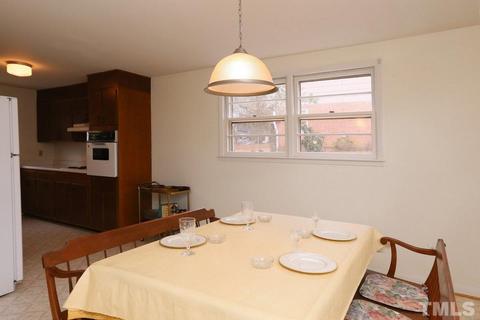 320 Compton Rd, Raleigh, NC 27609 photo 5