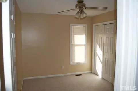 113 Bruce Dr, Dunn, NC 28334 photo 11