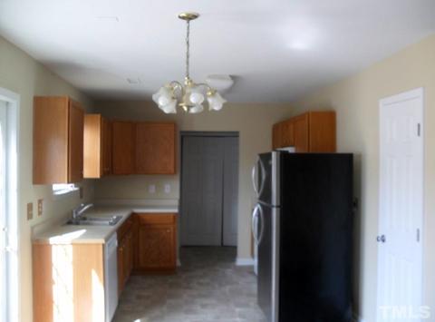 109 Geranium St, Durham, NC 27704 photo 4