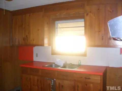4611 Bragg Rd, Durham, NC 27704 photo 5