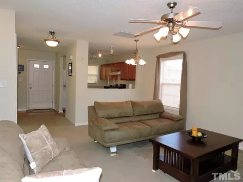 2124 Stadium Dr, Durham, NC 27705 photo 3