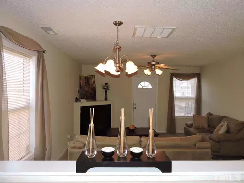 2124 Stadium Dr, Durham, NC 27705 photo 6