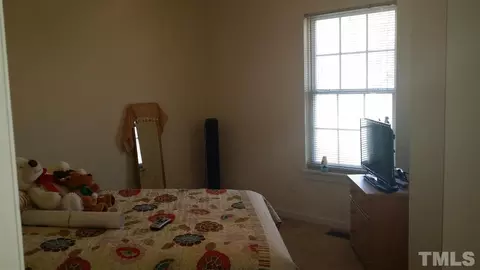 202 Spring St, Durham, NC 27703 photo 7