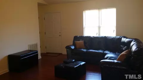 202 Spring St, Durham, NC 27703 photo 3