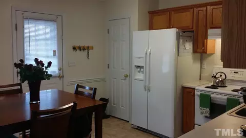 202 Spring St, Durham, NC 27703 photo 5