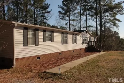 149 Julio Ln, Garner, NC 27529 photo 2