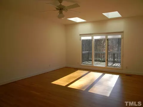 6925 Knotty Pine Dr, Chapel Hill, NC 27517 photo 11