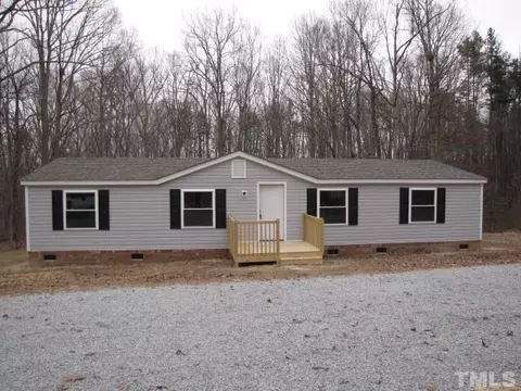 176 Maple Ln, Pelham, NC 27311 photo 1