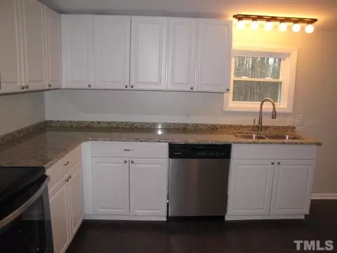 176 Maple Ln, Pelham, NC 27311 photo 9