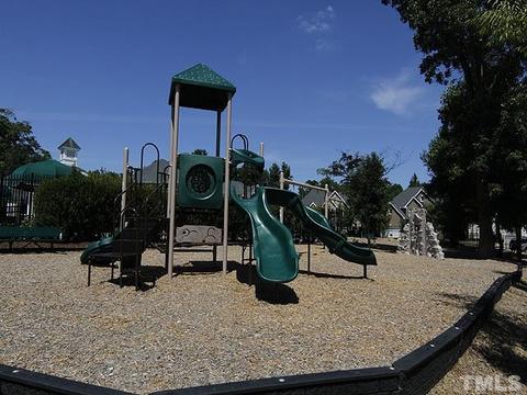 4611 Paces Ferry Rd, Durham, NC 27712 photo 13