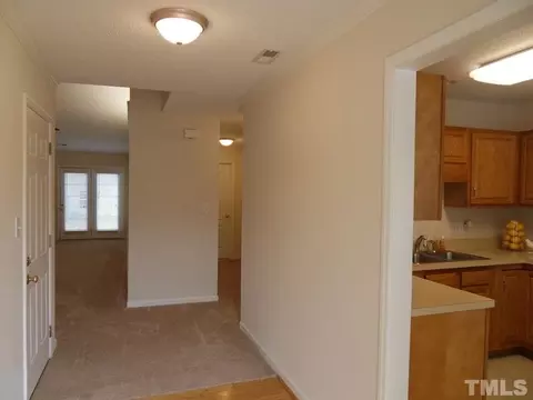 3027 Maple Ave #E2, Burlington, NC 27215 photo 4