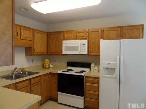 3027 Maple Ave #E2, Burlington, NC 27215 photo 5