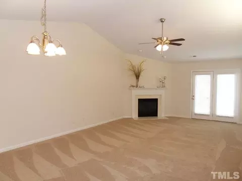 3027 Maple Ave #E2, Burlington, NC 27215 photo 9