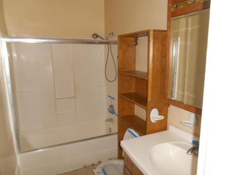 201 Catherine St, Benson, NC 27504 photo 9