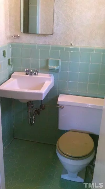 1007 Akron Ave, Durham, NC 27713 photo 5