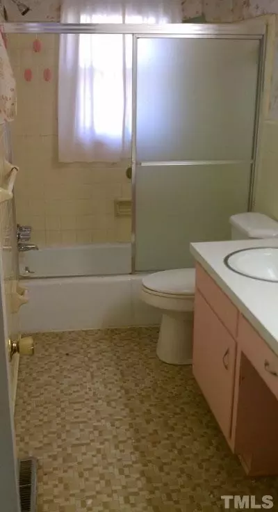1007 Akron Ave, Durham, NC 27713 photo 4