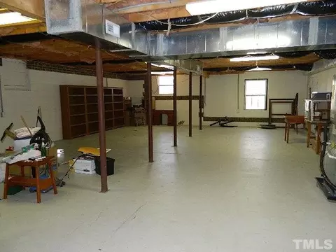 138 Lansing Dr, Benson, NC 27504 photo 7