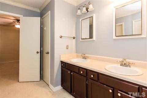 57 Willow Bridge Dr, Durham, NC 27707 photo 13