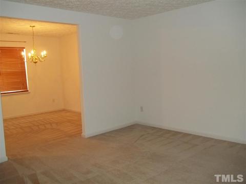 1712 Shiva Ct, Durham, NC 27703 photo 3