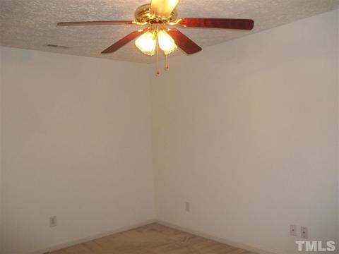1712 Shiva Ct, Durham, NC 27703 photo 8