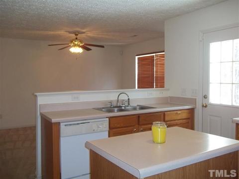 1712 Shiva Ct, Durham, NC 27703 photo 6