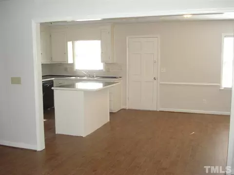 104 Westfield Dr, Dunn, NC 28334 photo 3