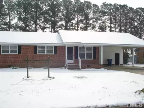 104 Westfield Dr, Dunn, NC 28334 photo 1