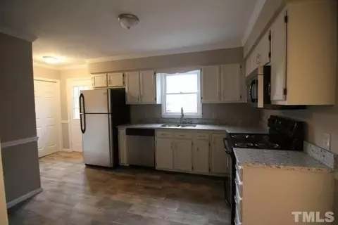 5 Spruce Knob Ct, Durham, NC 27705 photo 6