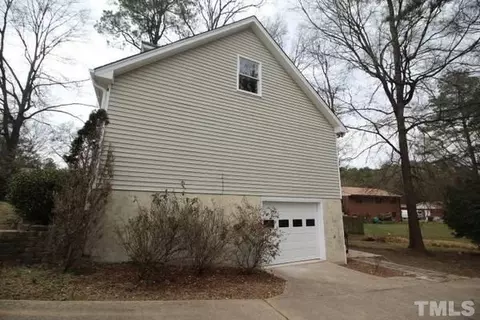 5 Spruce Knob Ct, Durham, NC 27705 photo 3